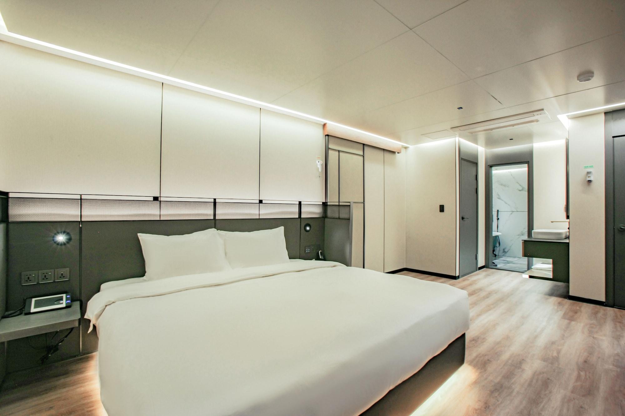 L&L City Hotel Jeju Exterior photo